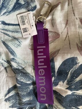 Lululemon Never Lost Keychain College Purple